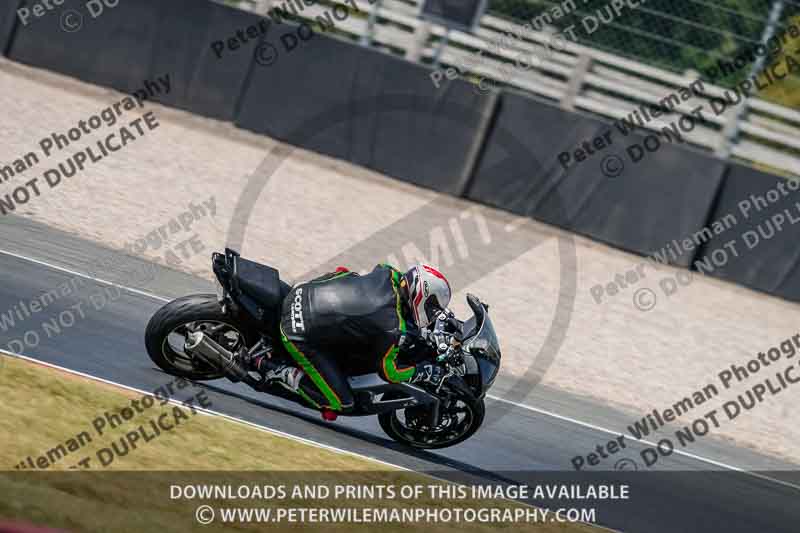 donington no limits trackday;donington park photographs;donington trackday photographs;no limits trackdays;peter wileman photography;trackday digital images;trackday photos